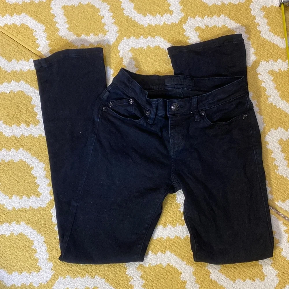 ROCK & REPUBLIC Kasandra 4 black bootcut jeans in EUC